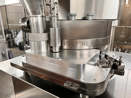 La machine à écrire pour comprimés rotatifs à poudre effervescente TIANHE ZP24 25 mm de diamètre fournisseur