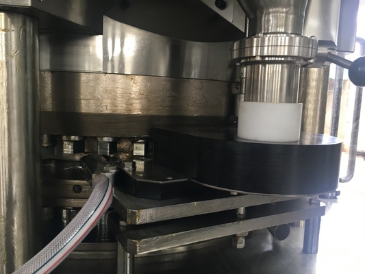 TIANHE Camphre Mois Boule Comprimé Lavage Tablette Automatique Presse Machine Biotech Simple Double Triple couche fournisseur