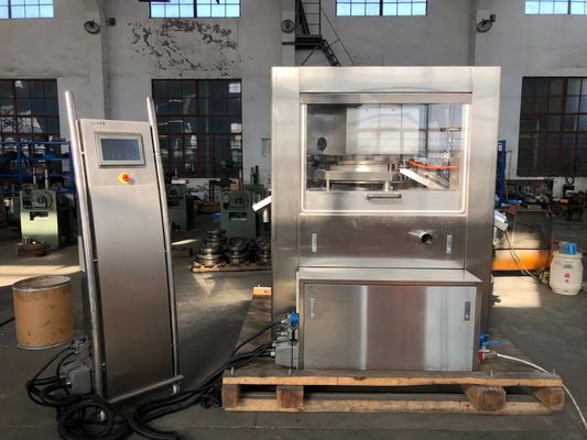 Presse rotative à haute vitesse pour comprimés avec 529200 PCS/H Capacité 18 mm Diamètre de comprimé et contrôle automatique fournisseur