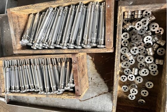 SS316L moule en acier inoxydable / Punches & Die Armoire de stockage 10 couche pour les outils de presse à comprimés fournisseur