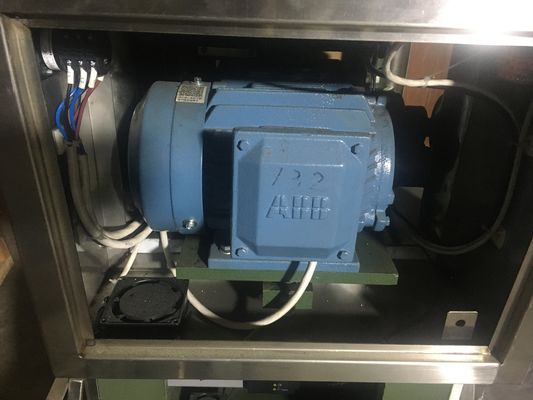 Machine effervescente de usinage de presse de Tablette de laboratoire de pilule de 8 stations D fournisseur