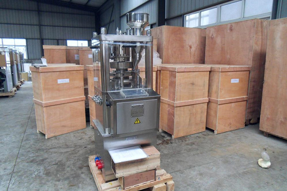 8 outillage de la machine D de presse de Tablette de laboratoire du diamètre 25mm de comprimé de stations fournisseur